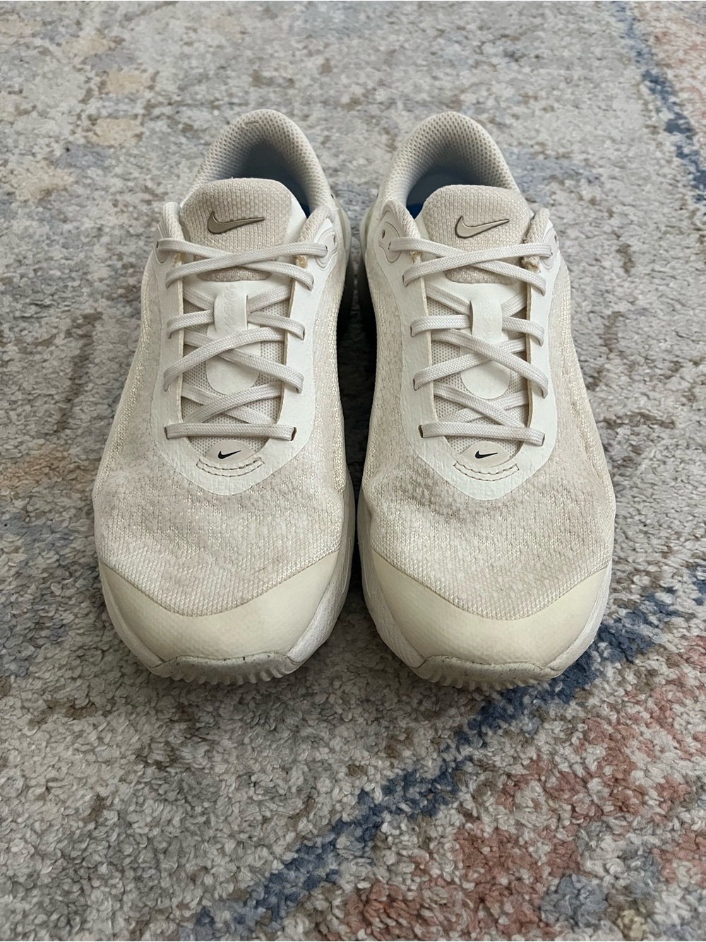 Nike Versair Running Sneaker